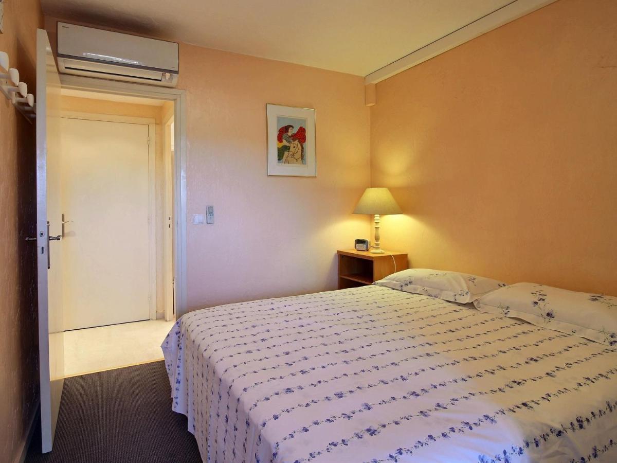 Paradisier Mougins